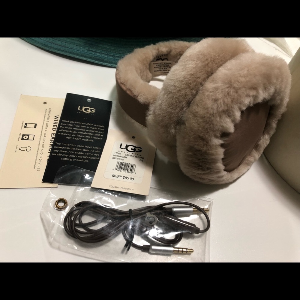 Ugg wired ear muffs
